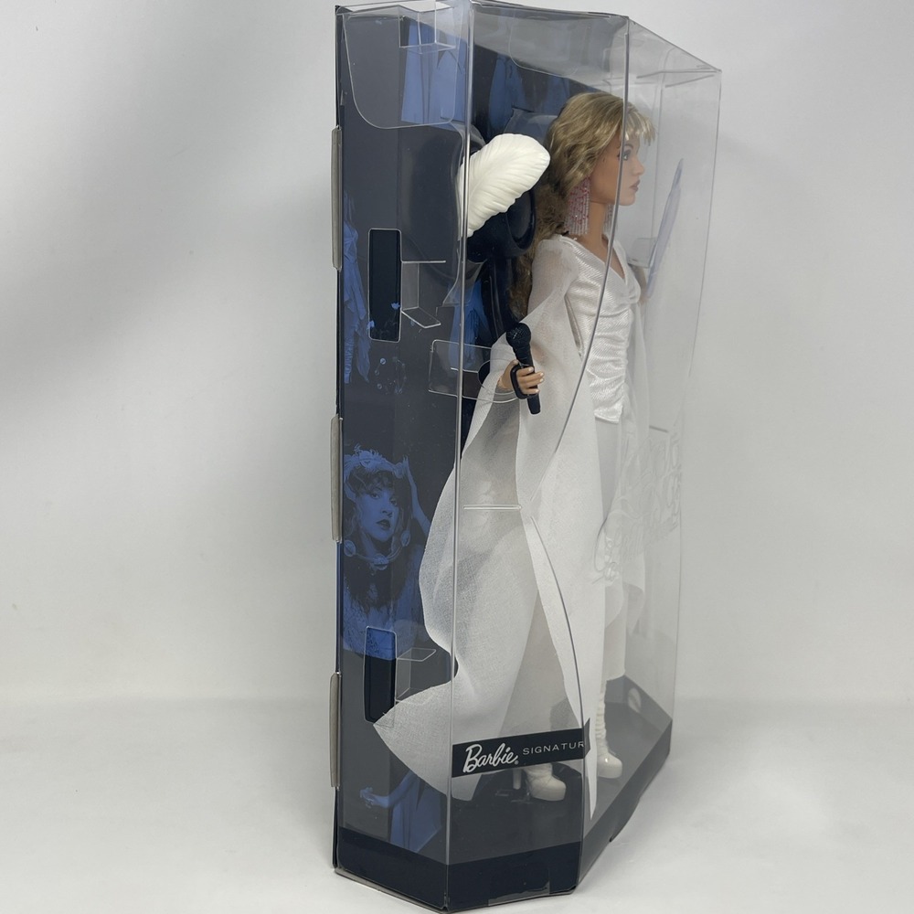 2025‎ Barbie Stevie Nicks Doll Bella Donna 1981 Lp White Dress Mattel Signature - Picture 2 of 16